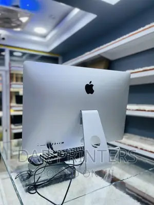 Desktop Computer Apple iMac 8GB Intel Core I5 HDD 1T