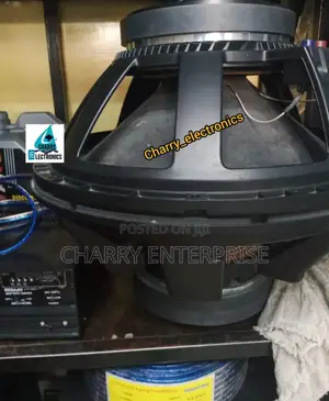  Powerful BASE Speaker Size18"
3000w