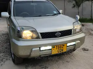 Nissan X-Trail 2005 Gold