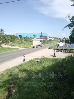 Eneo Hk 5 La Viwanda Na Biashara Linauzwa Ml 900 Kibaha.