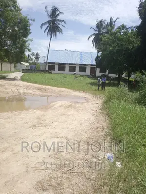 Eneo Hk 2 La Viwanda Na Biashara Lanauzwa Ml 400 Misugusugu.