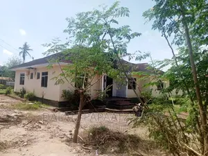 3bdrm House in Dalalipapaatzseven, Kinondoni for rent