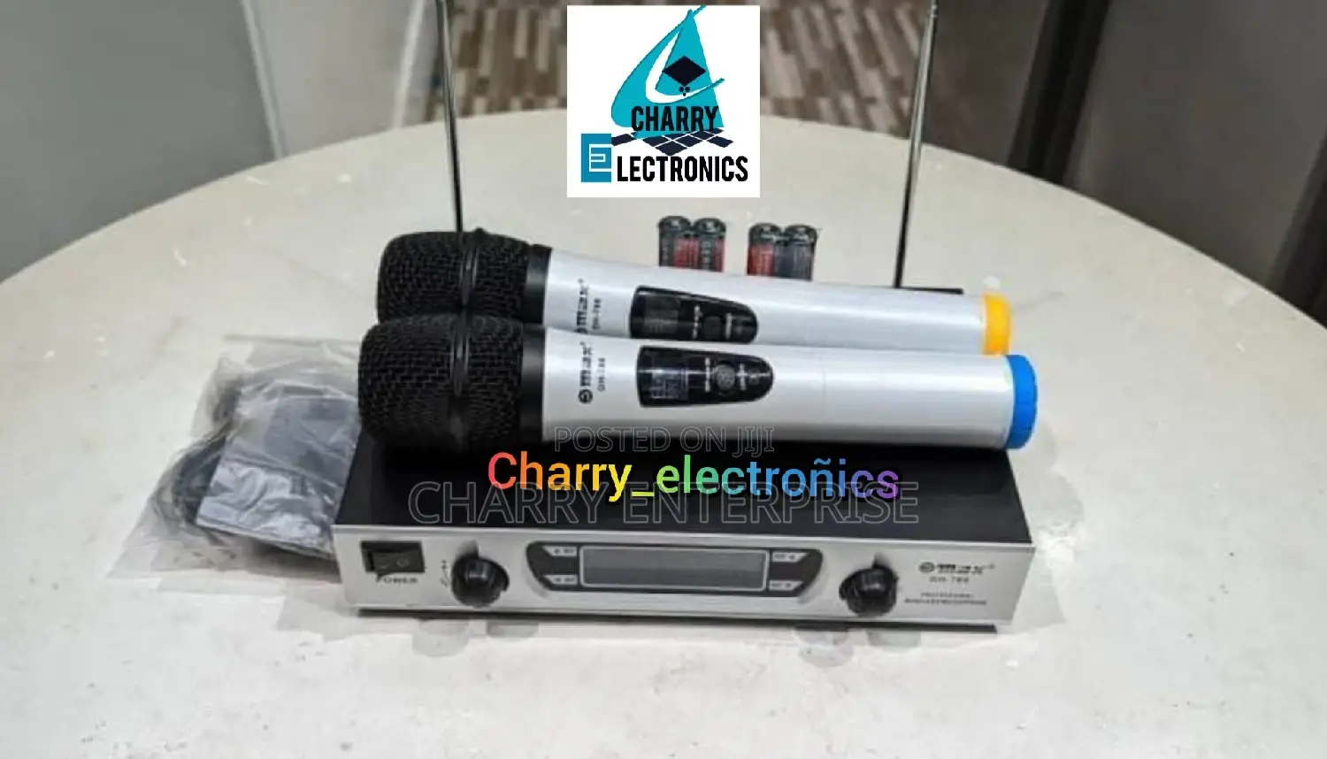 MAX DH-769 Wireless Professional Microphone/ Mic