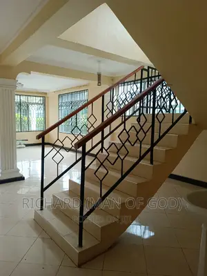 8bdrm Bungalow in Arusha for rent