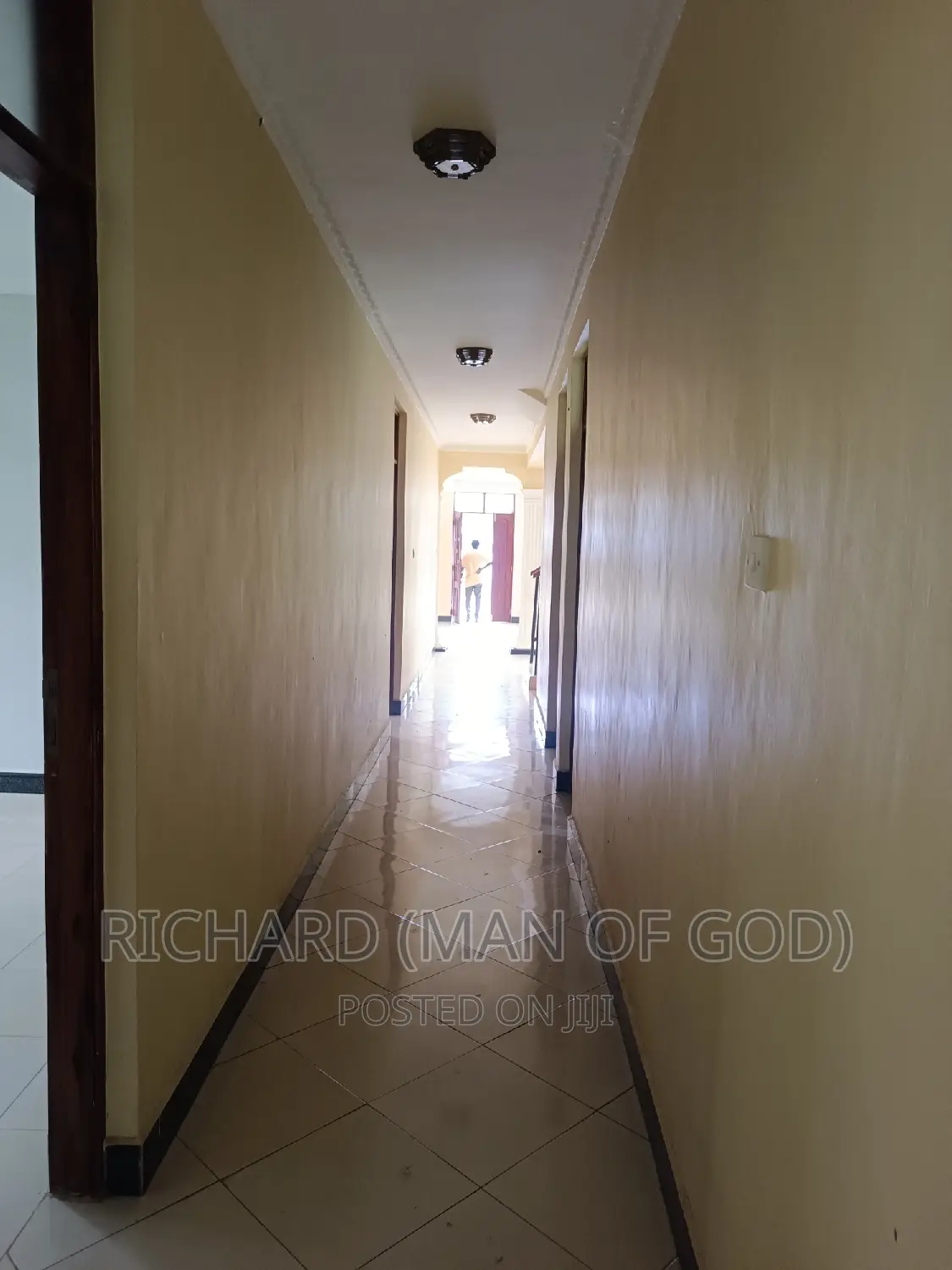8bdrm Bungalow in Arusha for rent