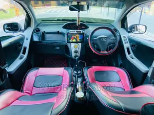Toyota Vitz 2006 Black