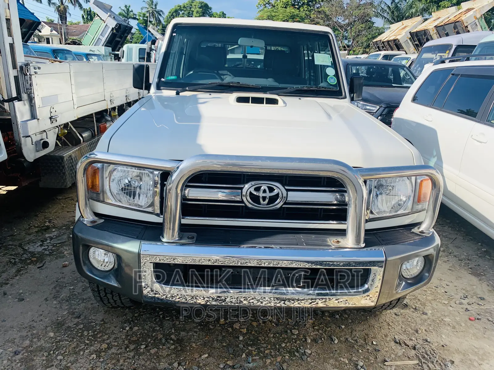 Toyota Land Cruiser 2018 White