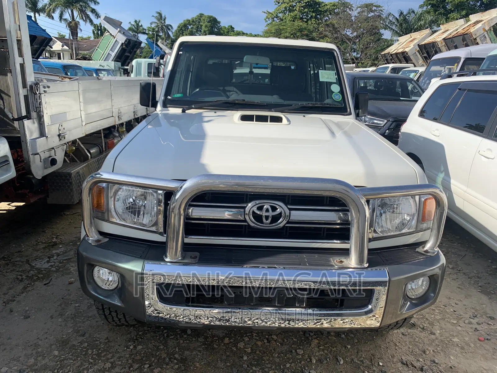 Toyota Land Cruiser 2018 White