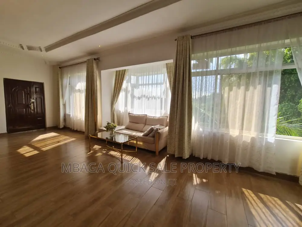 Furnished 7bdrm House in Njiro  Block C for sale