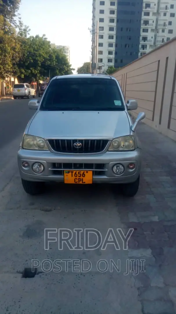 Toyota Cami 2004 Silver
