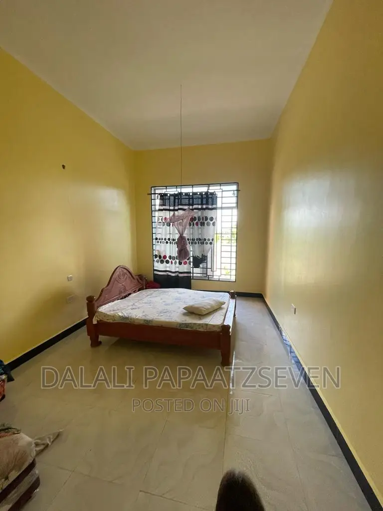 4bdrm House in Dalalipapaatzseven, Kinondoni for sale