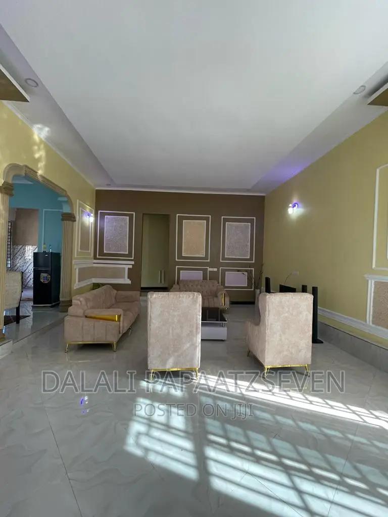 4bdrm House in Dalalipapaatzseven, Kinondoni for sale