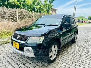 Suzuki Escudo 2005 Black