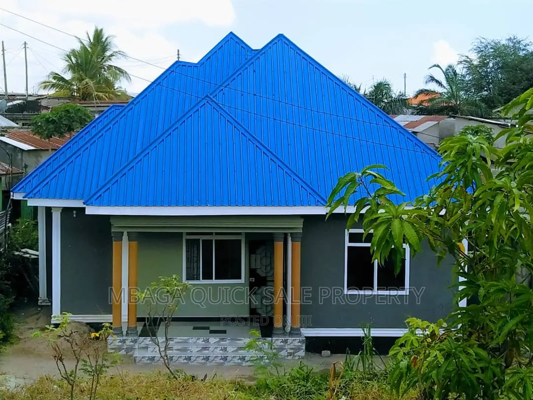 3bdrm House in Kiwala, Kiwalani for sale