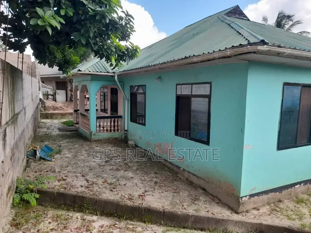 3bdrm House in Kimara Suka, Kinondoni for sale