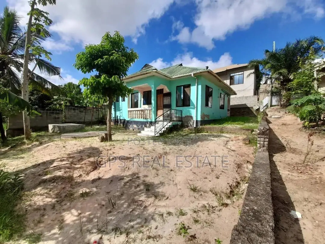 3bdrm House in Kimara Suka, Kinondoni for sale