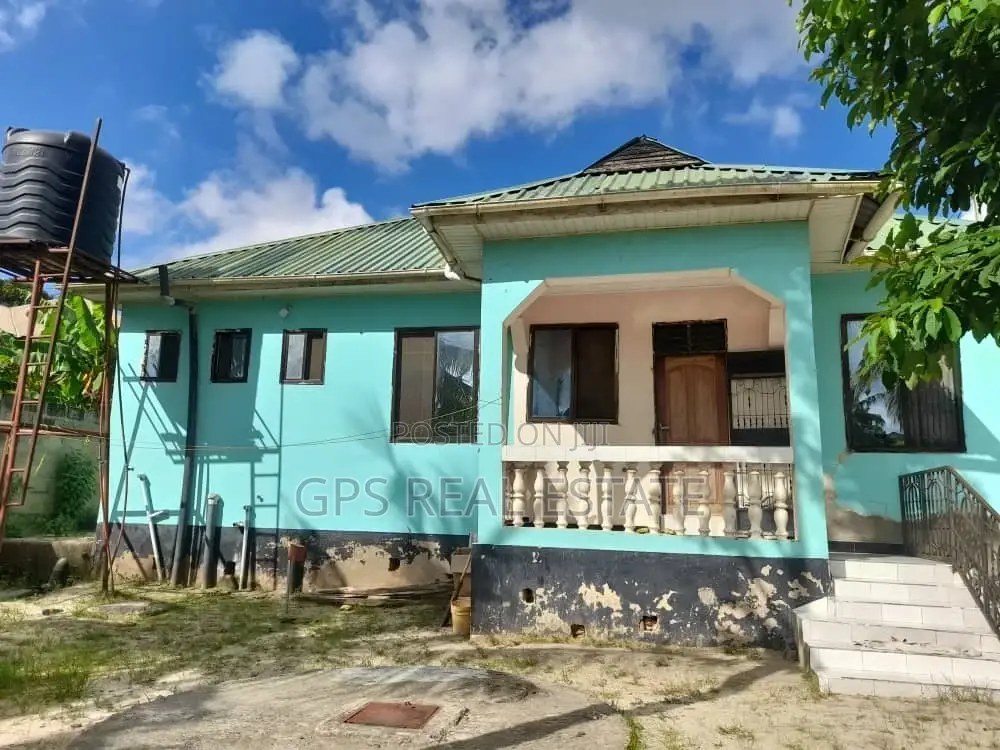 3bdrm House in Kimara Suka, Kinondoni for sale