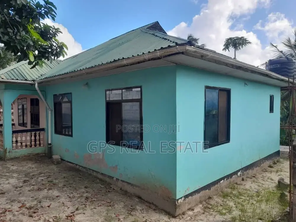 3bdrm House in Kimara Suka, Kinondoni for sale