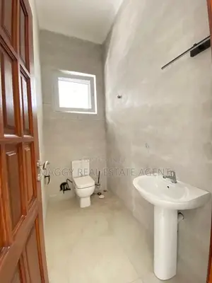 3bdrm Apartment in Mbweni for rent
