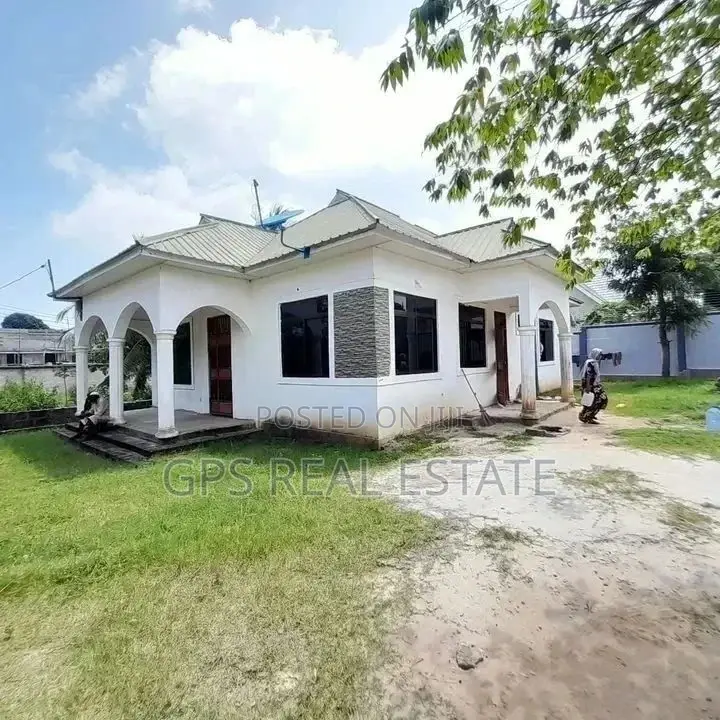 3bdrm House in Ungindoni, Kigamboni for sale