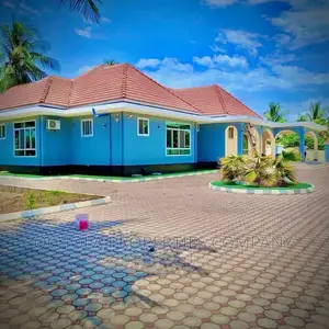6bdrm House in Mbezi for sale
