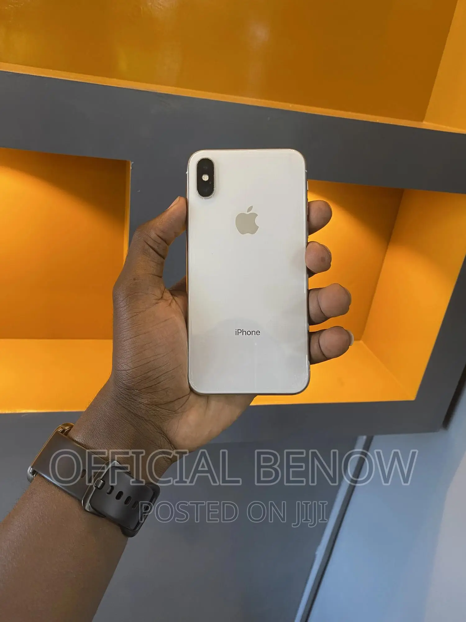 Apple iPhone X 64 GB White