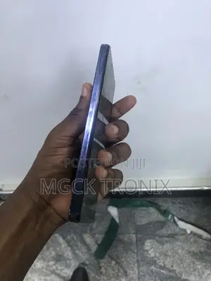Infinix Hot 40i 128 GB Blue