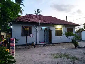 3bdrm House in Bagamoyo Kiromo for sale