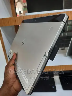 Laptop HP Elite X2 1012 8GB Intel Core I5 SSD 256GB