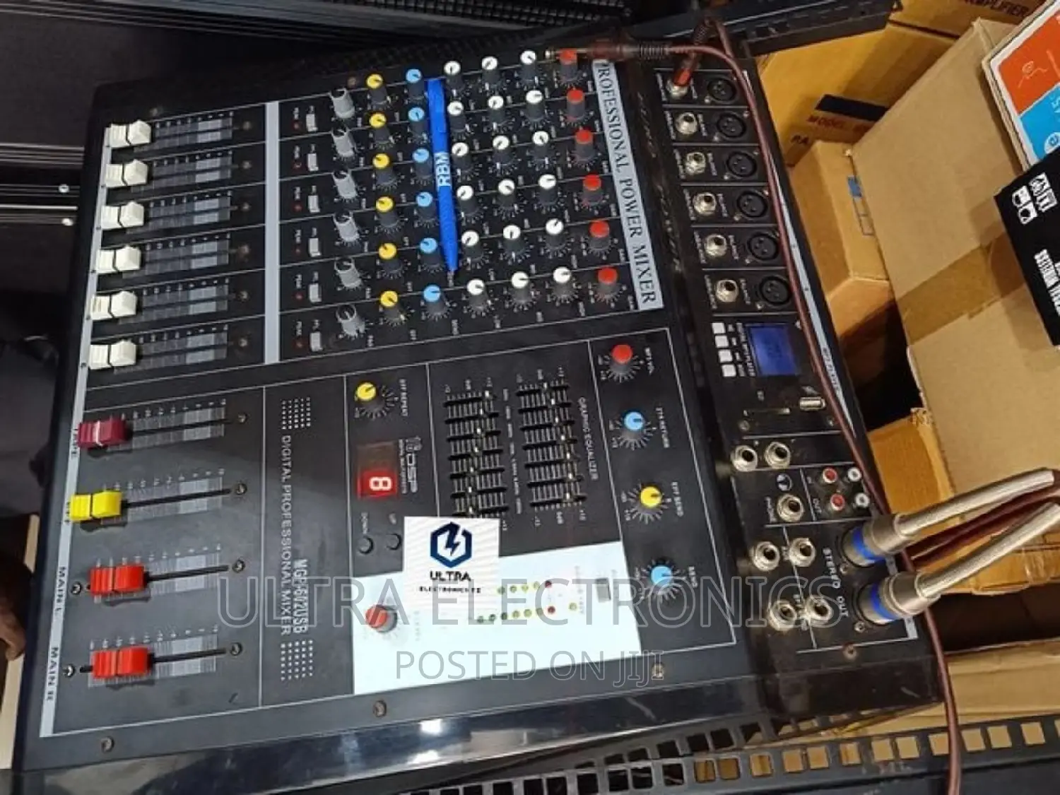 YAMAHA DIGITAL Professional Power With Mixer 6 Channels