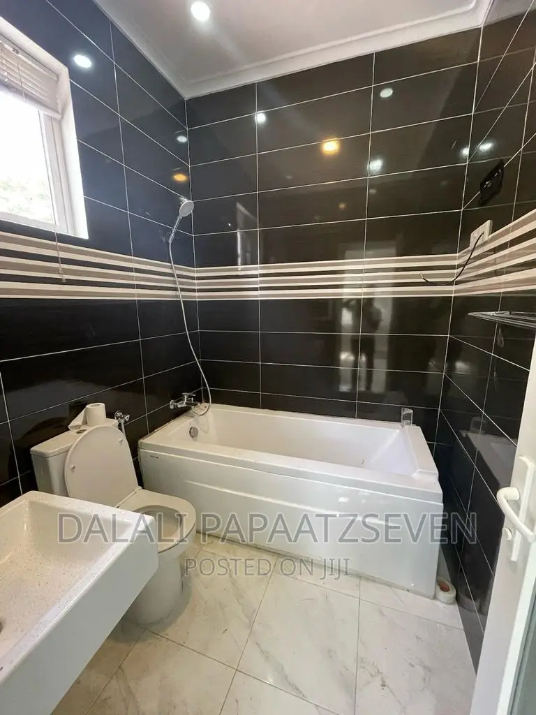 3bdrm House in Dalalipapaatzseven, Kinondoni for rent