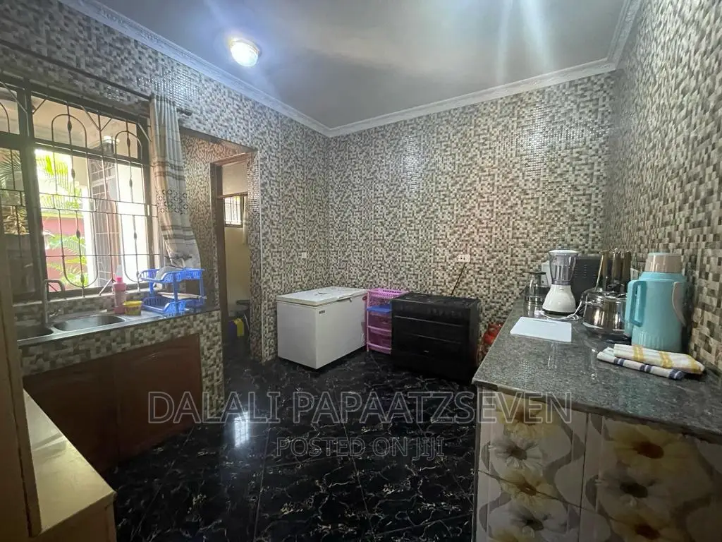 3bdrm House in Dalalipapaatzseven, Kinondoni for rent