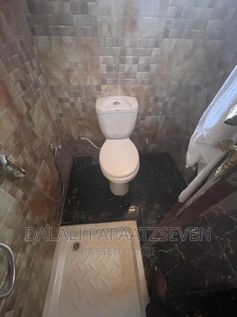 3bdrm House in Dalalipapaatzseven, Kinondoni for rent