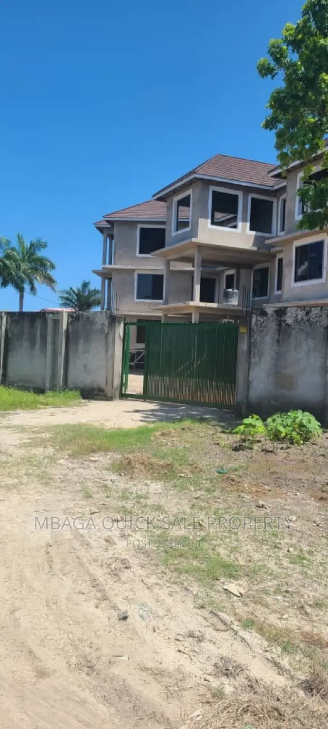 15bdrm House in Mbweni Jkt for sale