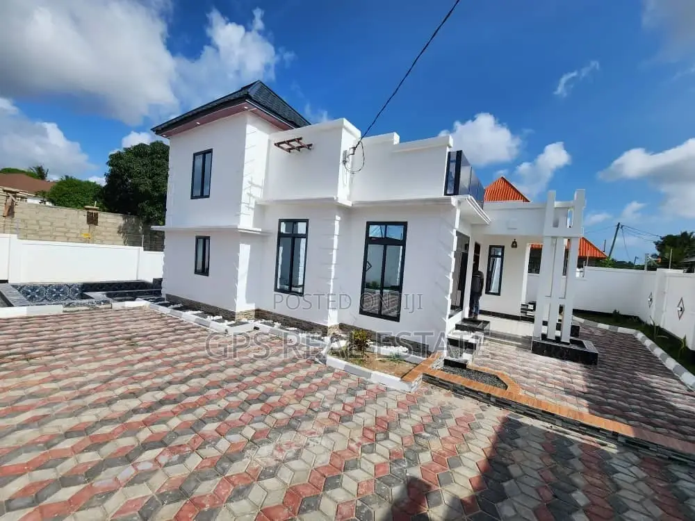 3bdrm House in Mikwambe, Kigamboni for sale