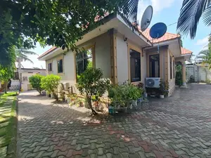 3bdrm House in Kisemvule, Ilala for sale