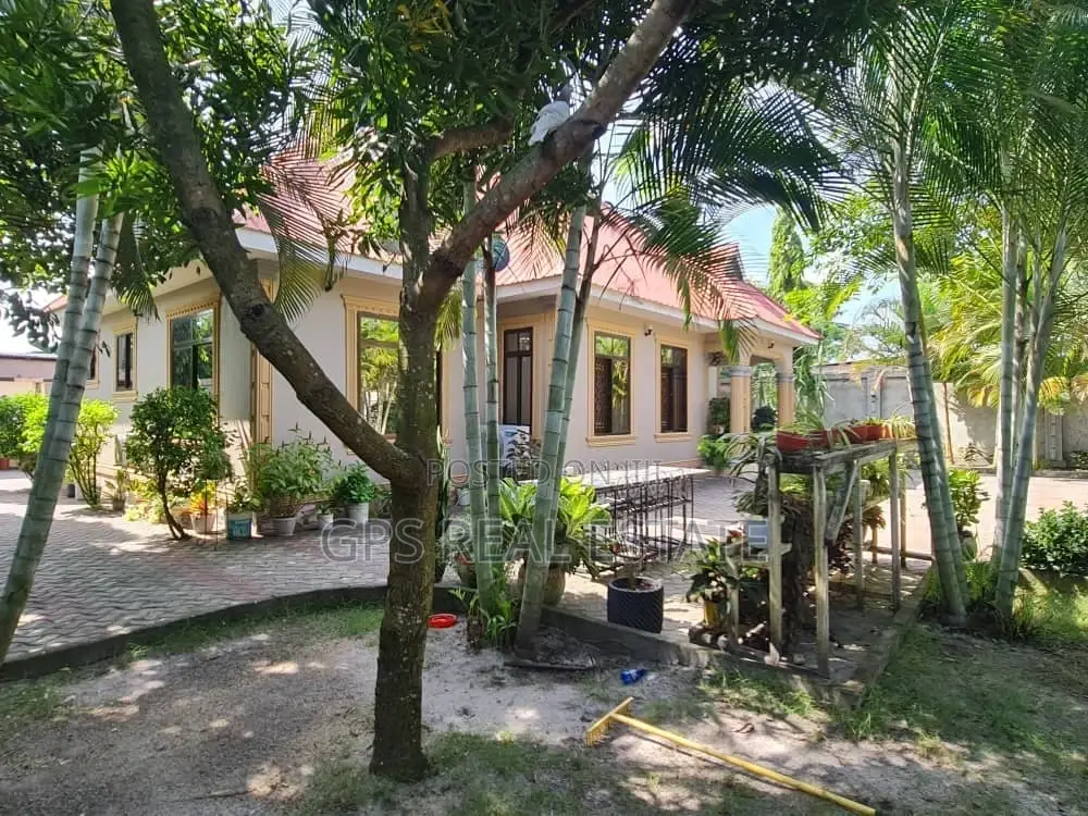 3bdrm House in Kisemvule, Ilala for sale