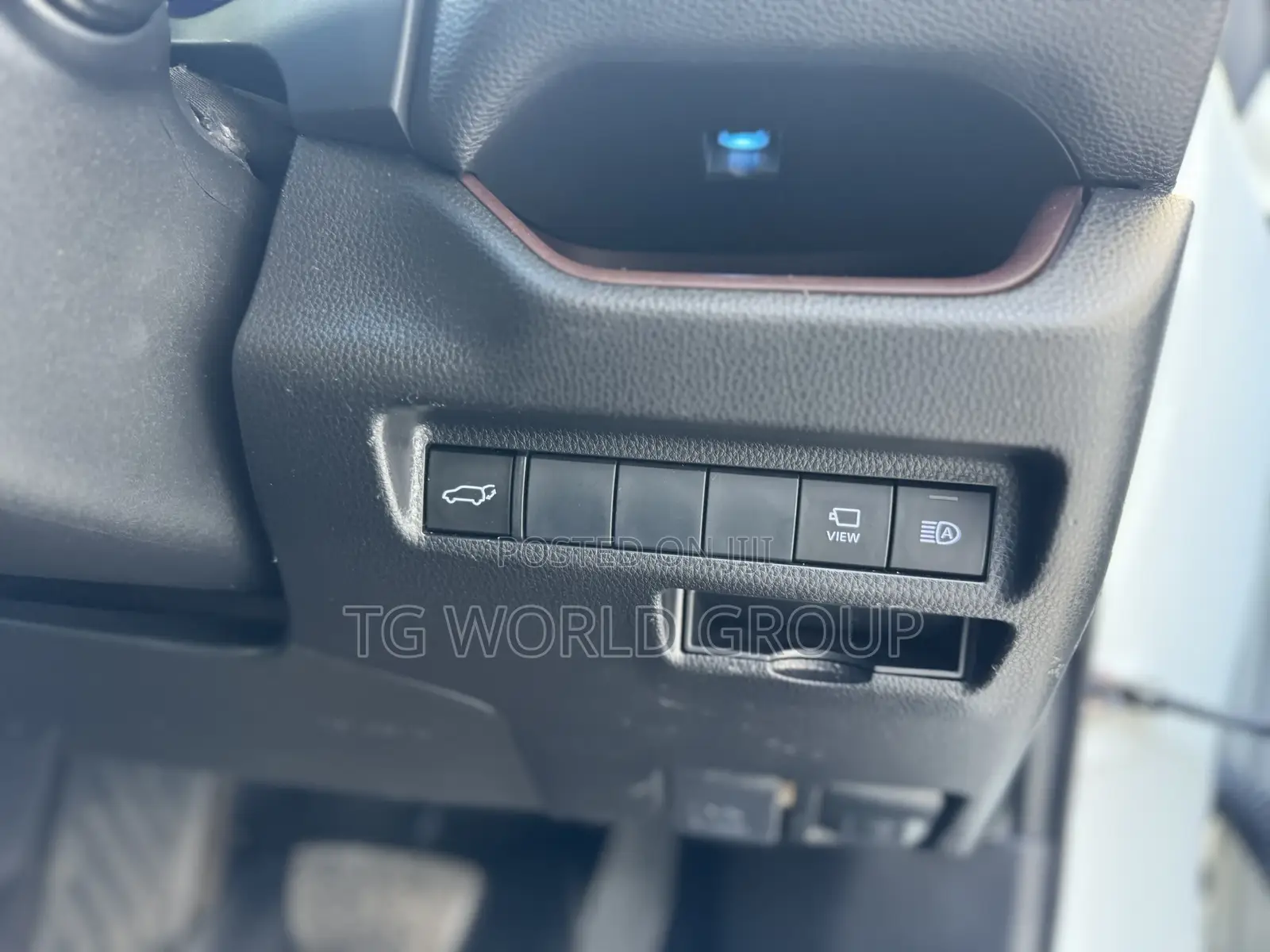 Toyota RAV4 2019 White
