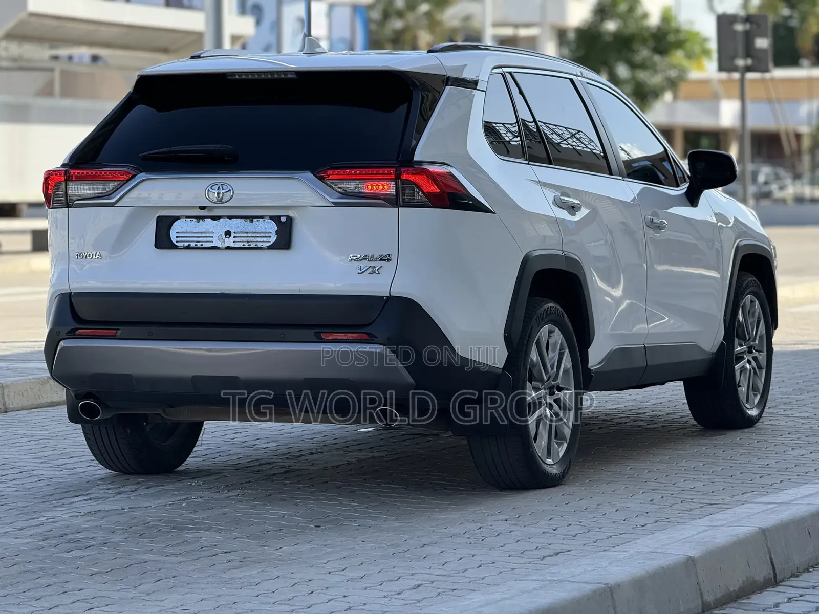 Toyota RAV4 2019 White