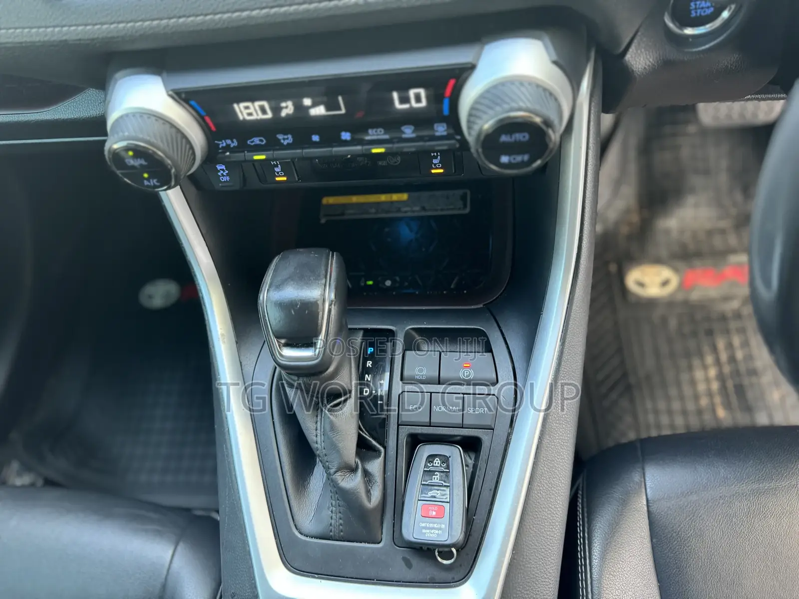 Toyota RAV4 2019 White