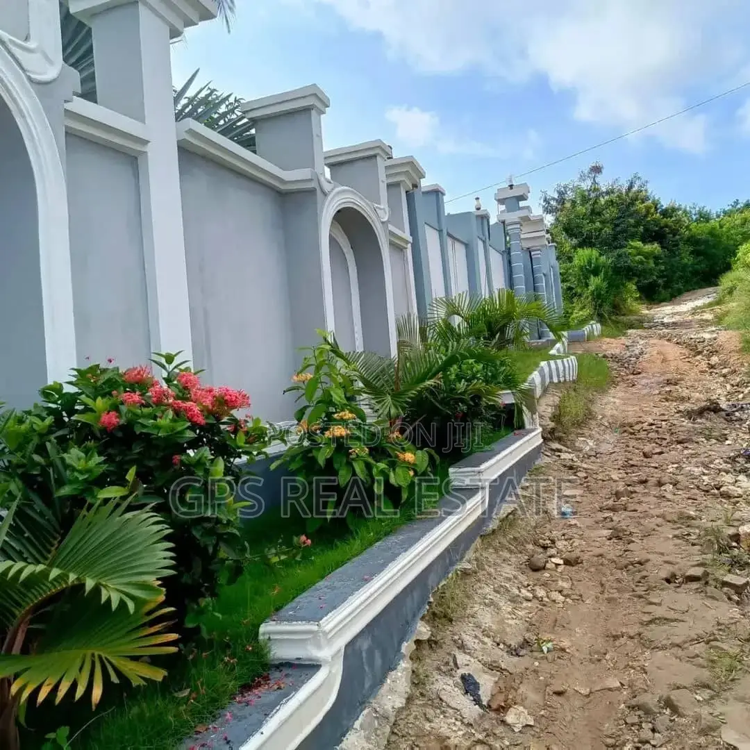 3bdrm House in Tegeta Wazo, Kinondoni for sale