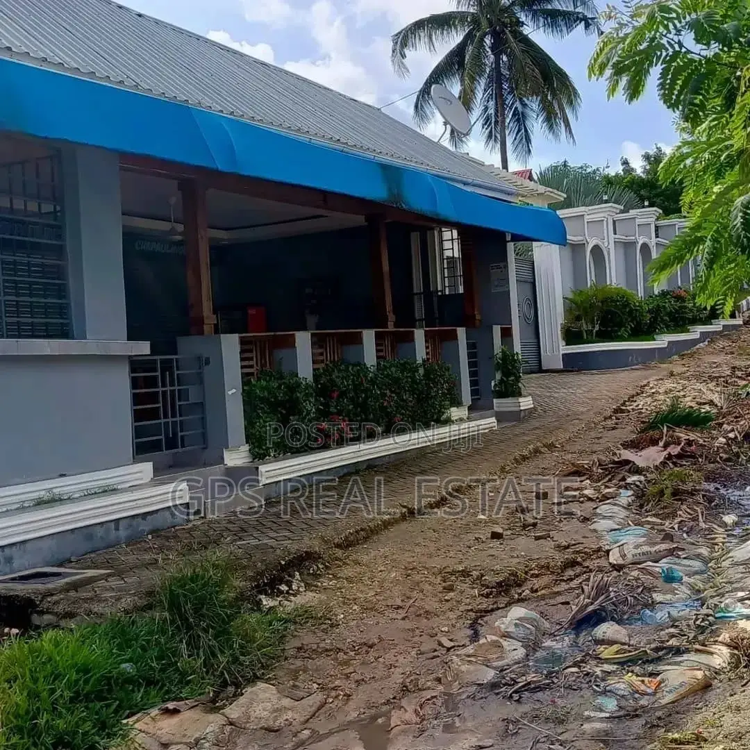 3bdrm House in Tegeta Wazo, Kinondoni for sale