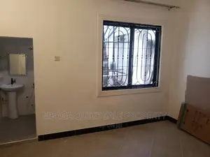3bdrm House in Victoria, Mikocheni for rent