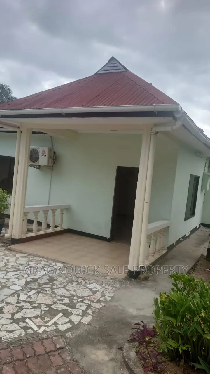 2bdrm House in Mikocheni for rent