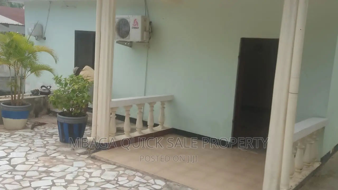 2bdrm House in Mikocheni for rent
