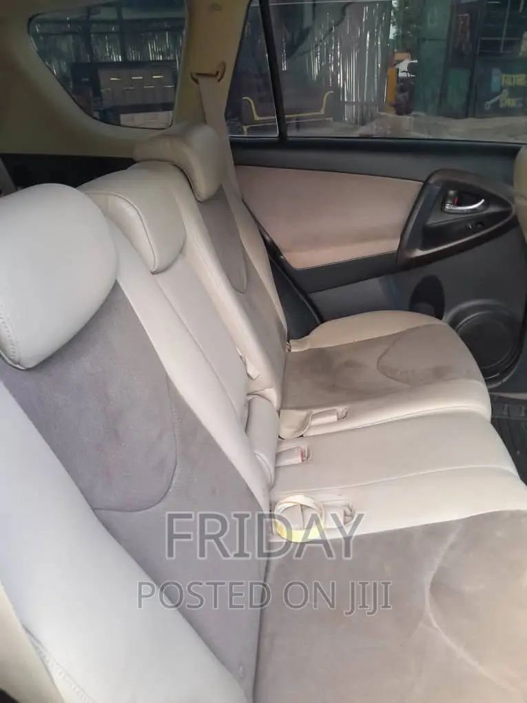 Toyota Vanguard 2008 Black