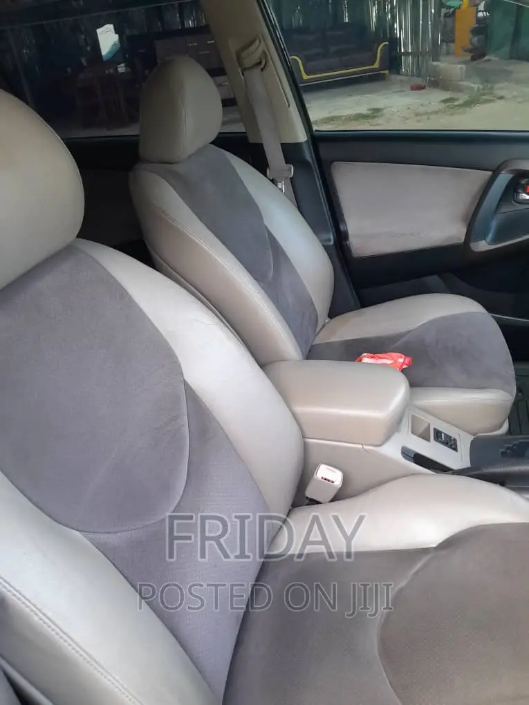 Toyota Vanguard 2008 Black