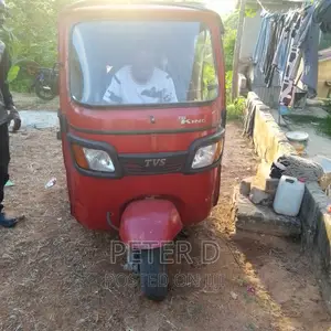 TVS Neo NX 2022 Red
