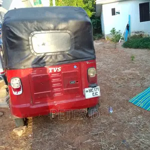 TVS Neo NX 2022 Red
