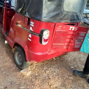 TVS Neo NX 2022 Red